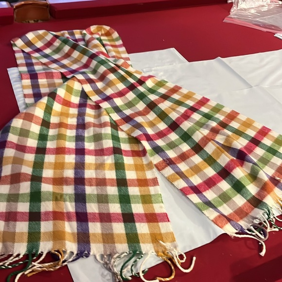 Cashmyarn by Berkshire CHECKERED COLORFUL SQUARES PLAID LONG Scarf fringe ends - Picture 7 of 8